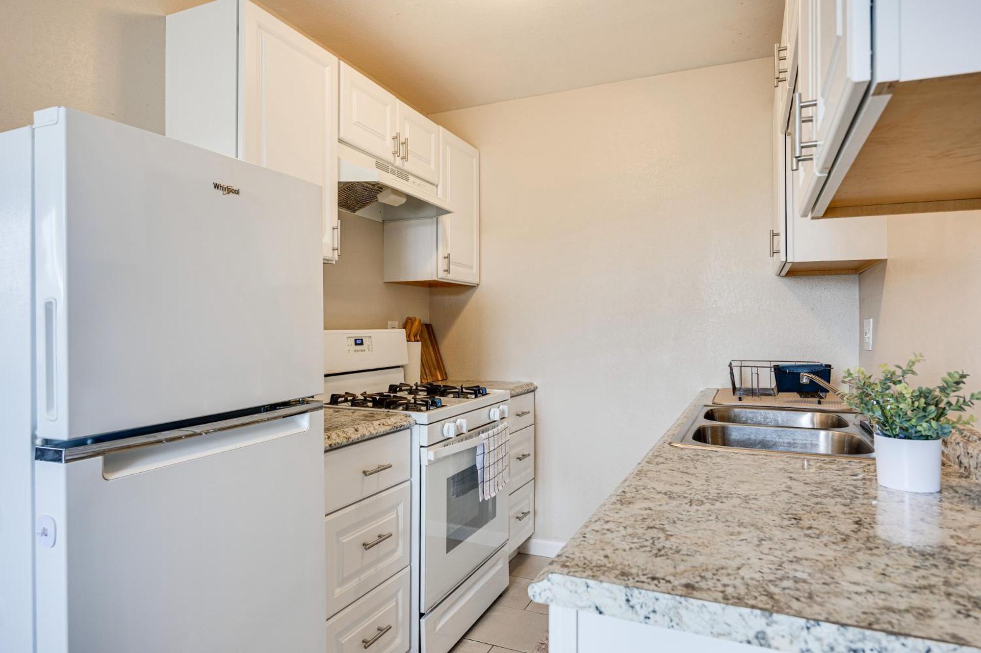 Convenient Joshua Tree Apartment - Walk To Town! Esterno foto