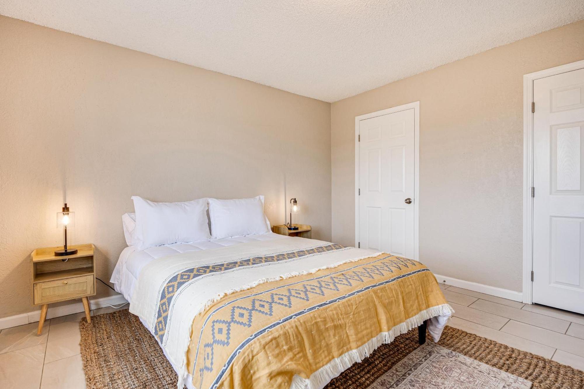 Convenient Joshua Tree Apartment - Walk To Town! Esterno foto
