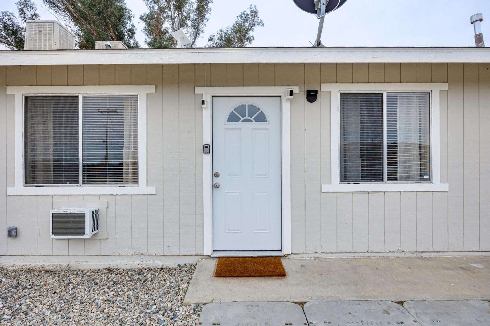 Convenient Joshua Tree Apartment - Walk To Town! Esterno foto